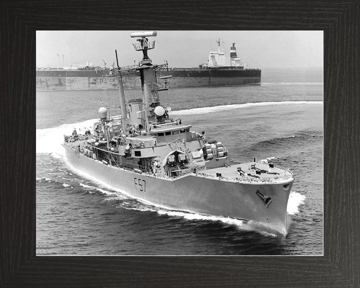 HMS Andromeda (F57) Royal Navy Leander Class Frigate Hard Turn to Port Photo Print Wall Art Decor Posters, Prints, & Visual Artwork Hampshire Prints 10 x 8 Black Frame No