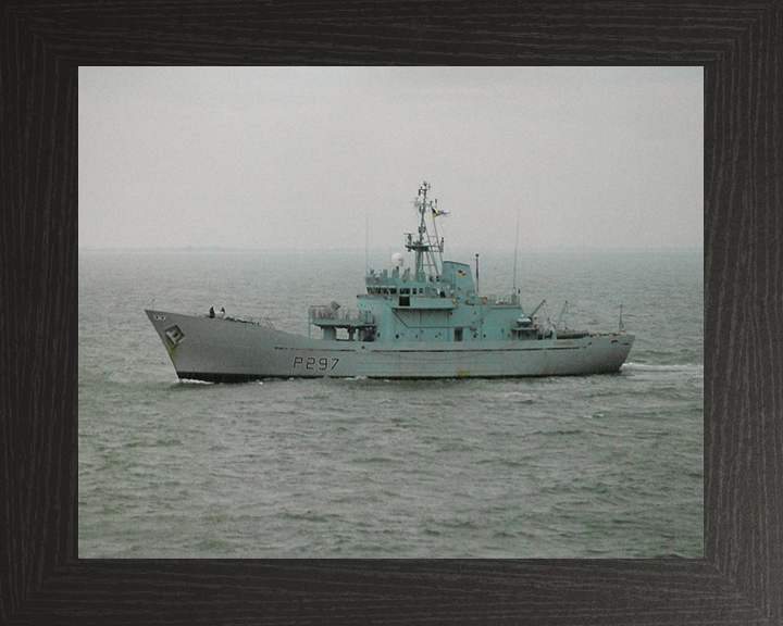 HMS Guernsey P297 | Photo Print | Framed Print | Island Class | Patrol Vessel | Royal Navy Hampshire Prints