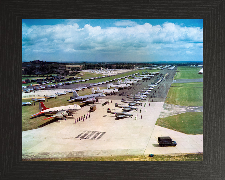 RAF Queen Elizabeth II Coronation Review 1953Photo Print - Royal Air Force Aircraft Hampshire Prints 10 x 8 Black Frame No