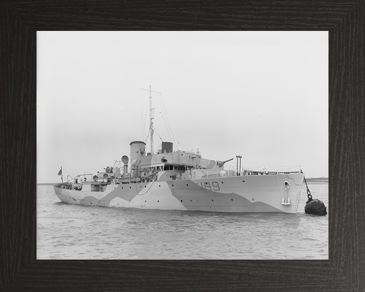 HMS Bergamot (K189) Photo Print - At A Buoy 1942 - Royal Navy Flower Class Corvette Hampshire Prints 10 x 8 Black Frame No