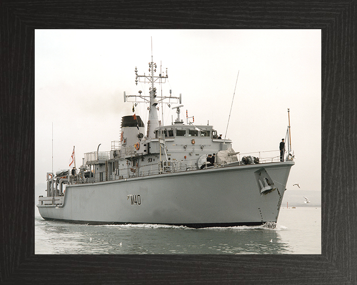 HMS Berkeley (M40) Photo Print - Entering Harbour - Royal Navy Hunt Class Mine Warfare Vessel