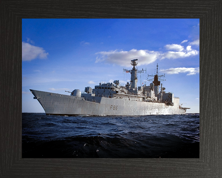 HMS Campbeltown (F86) Royal Navy Type 22 Frigate Low Port Side View Photo Print Wall Art Decor Posters, Prints, & Visual Artwork Hampshire Prints 10 x 8 Black Frame No