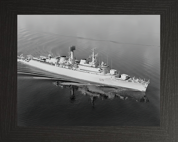 HMS Glamorgan D19 | Photo Print | Framed Print | County Class | Destroyer | Royal Navy Hampshire Prints
