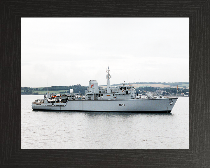 HMS Brecon (M29) Royal Navy Hunt Class Mine Warfare Vessel Starboard Beam View Photo Print Wall Art Decor Posters, Prints, & Visual Artwork Hampshire Prints 10 x 8 Black Frame No