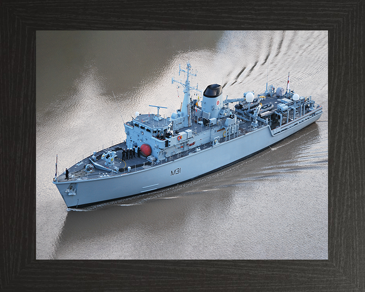 HMS Cattistock (M31) Royal Navy Hunt Class MineHunter High Port Bow View Photo Print Wall Art Decor Posters, Prints, & Visual Artwork Hampshire Prints 10 x 8 Black Frame No