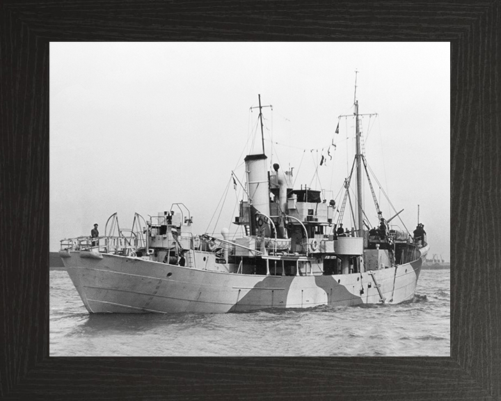 HMS Bream (T306) Royal Navy Fish Class Trawler Port Side View Photo Print Wall Art Decor Posters, Prints, & Visual Artwork Hampshire Prints 10 x 8 Black Frame No