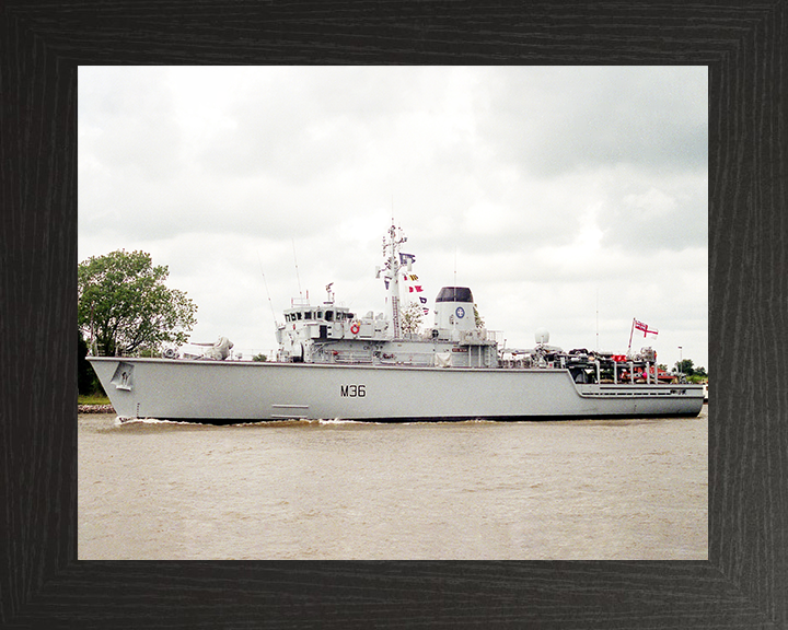 HMS Bicester (M36) Royal Navy Hunt Class Mine Warfare Vessel Port View Photo Print Wall Art Decor Posters, Prints, & Visual Artwork Hampshire Prints 10 x 8 Black Frame No