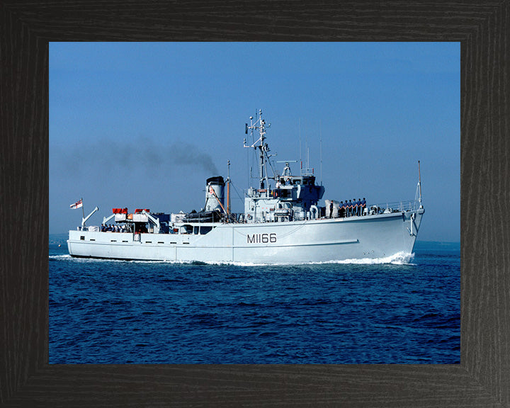 HMS Nurton M1166 | Photo Print | Framed Print | Ton Class | Minesweeper | Royal Navy Hampshire Prints