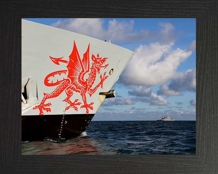 HMS Dragon (D35) Royal Navy Type 45 Destroyer Dragon Emblem Photo Print Wall Art Decor Posters, Prints, & Visual Artwork Hampshire Prints 10 x 8 Black Frame No