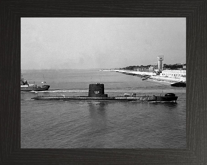 HMS Alderney (S66) (P416) Photo Print - Portsmouth - Royal Navy Amphion Class Submarine Hampshire Prints 10 x 8 Black Frame No