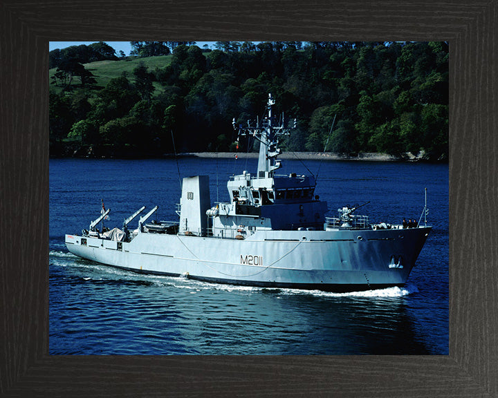 HMS Orwell M2011 | Photo Print | Framed Print | River Class | Minesweeper | Royal Navy Hampshire Prints