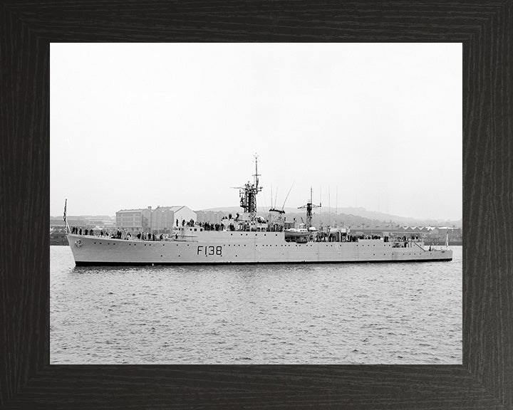 HMS Rapid F138 (H32) | Photo Print | Framed Print | Type 15 | Frigate | Royal Navy Hampshire Prints