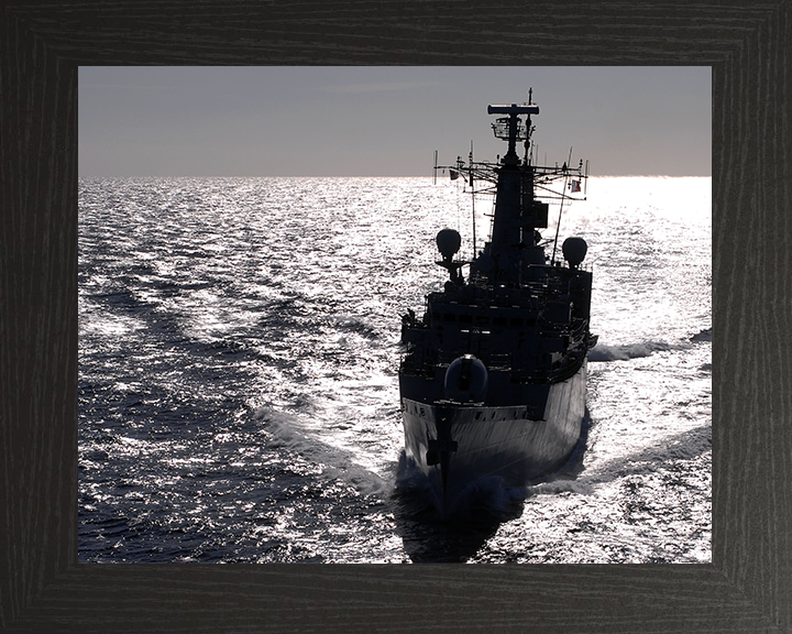 HMS Campbeltown (F86) Royal Navy Type 22 Frigate Silhouette Photo Print Wall Art Decor Posters, Prints, & Visual Artwork Hampshire Prints 10 x 8 Black Frame No