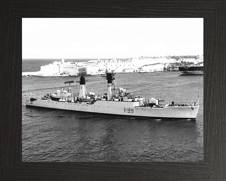 HMS Lincoln F99 | Photo Print | Framed Print | Salisbury Class | Frigate | Royal Navy Hampshire Prints
