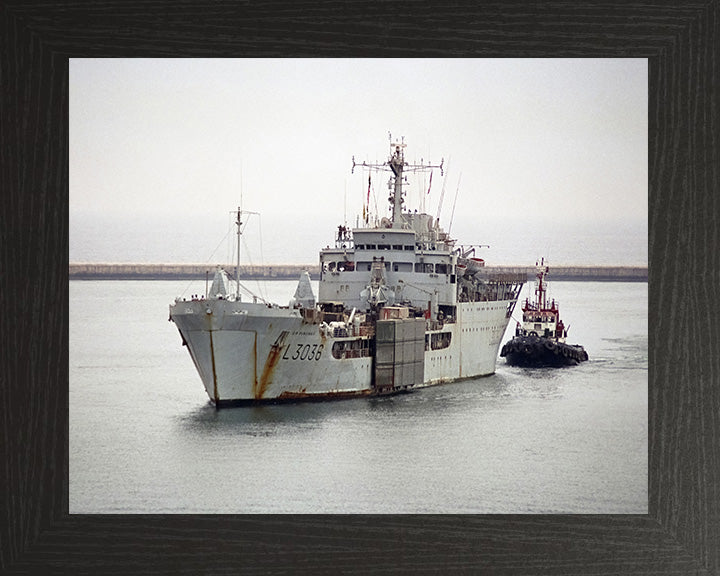 RFA Sir Percivale (L3036) Photo Print - With Tug - Royal Fleet Auxiliary Round Table Class Ship Hampshire Prints 10 x 8 Black Frame No