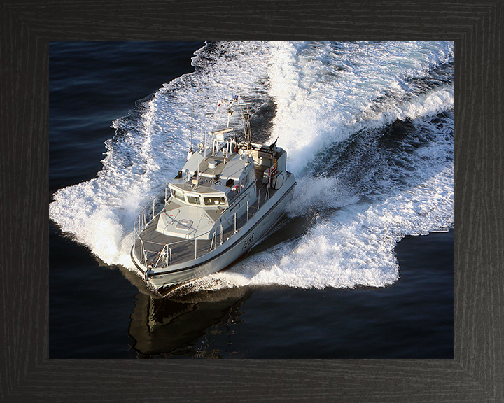 HMS Sabre (P285) Photo Print - At Sea 2010 - Royal Navy Scimitar Class Fast Patrol Vessel Hampshire Prints 10 x 8 Black Frame No