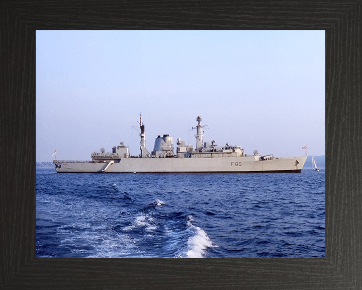 HMS Battleaxe (F89) Royal Navy Type 22 Frigate At Anchor Photo Print Wall Art Decor Posters, Prints, & Visual Artwork Hampshire Prints 10 x 8 Black Frame No