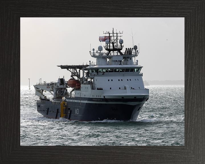 HMS Stirling Castle (M01) Photo Print - Enters Portsmouth 2025 - Royal Navy Mine Countermeasures Support Vessel