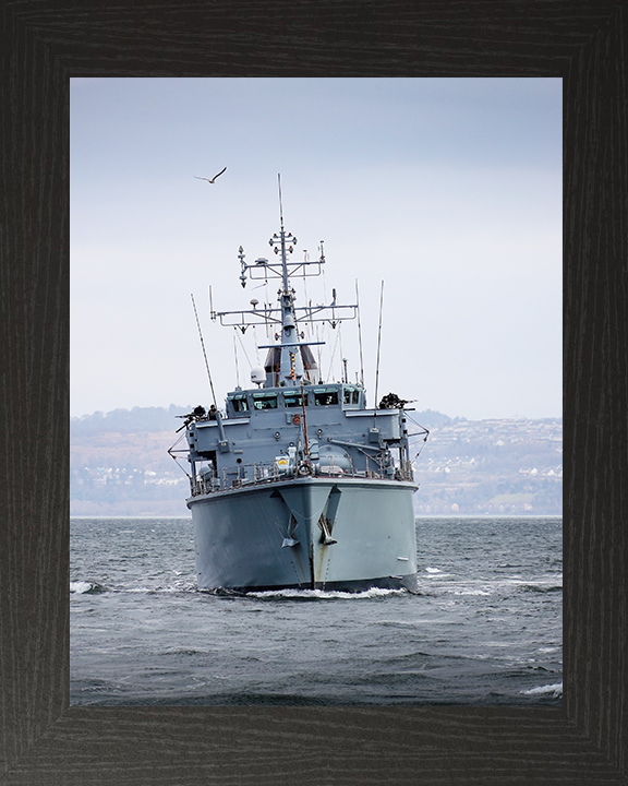 HMS Brocklesby (M33) Royal Navy Hunt Class Mine Warfare Vessel Bow View Photo Print Wall Art Decor Posters, Prints, & Visual Artwork Hampshire Prints 10 x 8 Black Frame No