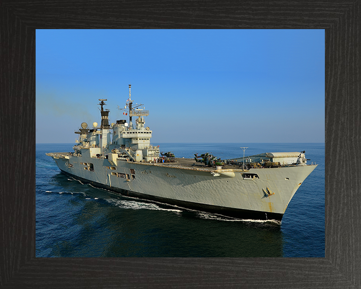HMS Illustrious R06 | Photo Print | Framed Print | Invincible Class | Aircraft Carrier | Royal Navy Hampshire Prints