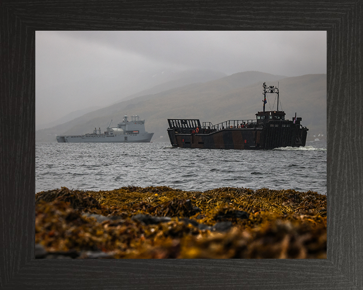 Royal Marine Landing Craft Utility (LCU) Underway Photo Print - 40 Commando Hampshire Prints 10 x 8 Black Frame No