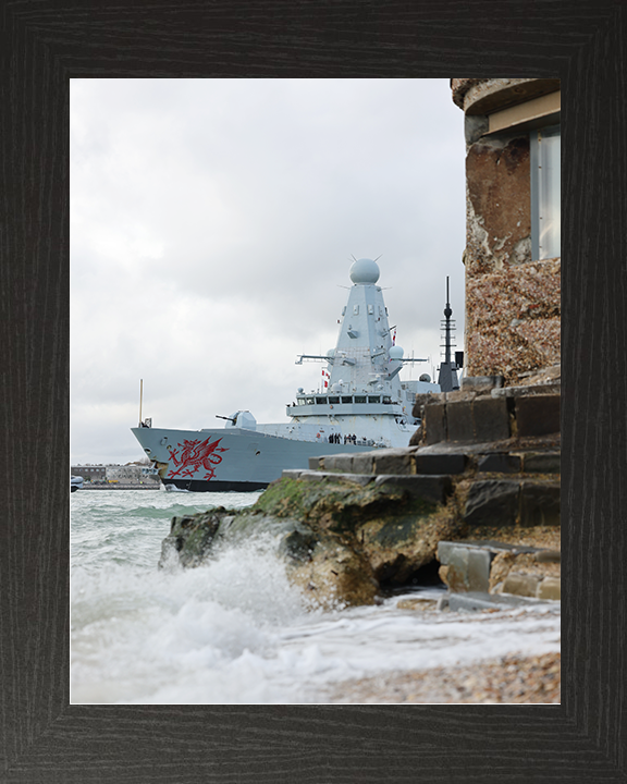 HMS Dragon (D35) Royal Navy Type 45 Destroyer Round Tower 2026 Photo Print Wall Art Decor Posters, Prints, & Visual Artwork Hampshire Prints 10 x 8 Black Frame No