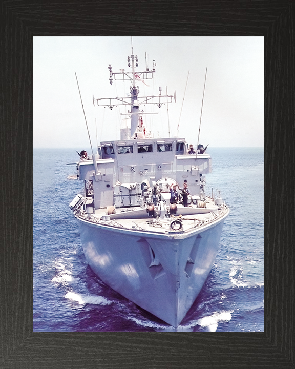 HMS Brecon (M29) Royal Navy Hunt Class Mine Warfare Vessel Bow View Photo Print Wall Art Decor Posters, Prints, & Visual Artwork Hampshire Prints 10 x 8 Black Frame No