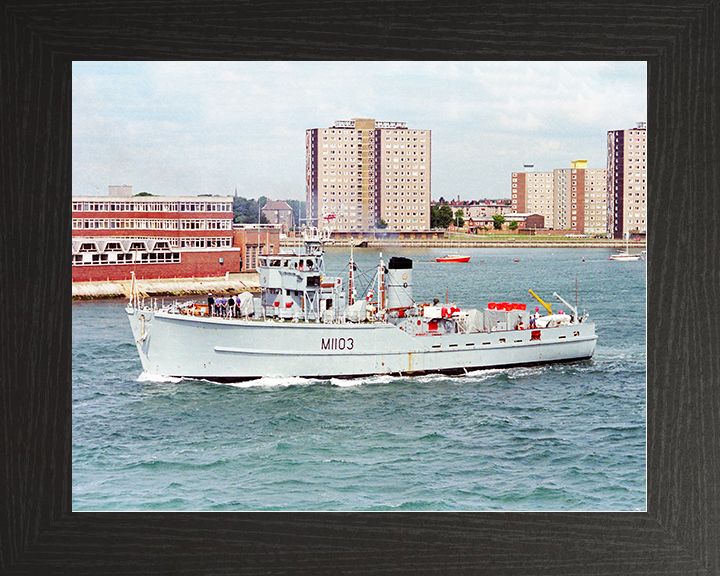 HMS Alfriston (M1103) Royal Navy Ton Class Minesweeper Warship Leaving Portsmouth Photo Print Wall Art Decor Posters, Prints, & Visual Artwork Hampshire Prints 10 x 8 Black Frame No