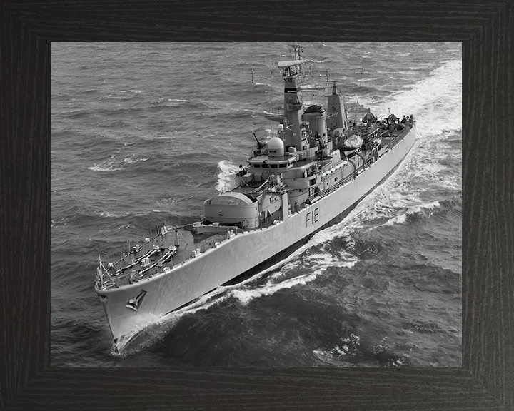 HMS Galatea F18 | Photo Print | Framed Print | Leander Class | Frigate | Royal Navy Hampshire Prints