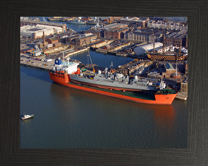 HMS Nottingham (D91) Photo Print - On The Barge MV Swan - Royal Navy Type 42 Destroyer Hampshire Prints 10 x 8 Black Frame No