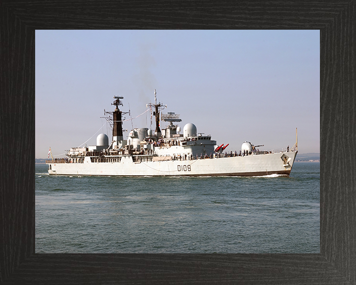 HMS Cardiff (D108) Royal Navy Type 42 Destroyer With Paying Off Pennant Photo Print Wall Art Decor Posters, Prints, & Visual Artwork Hampshire Prints 10 x 8 Black Frame No