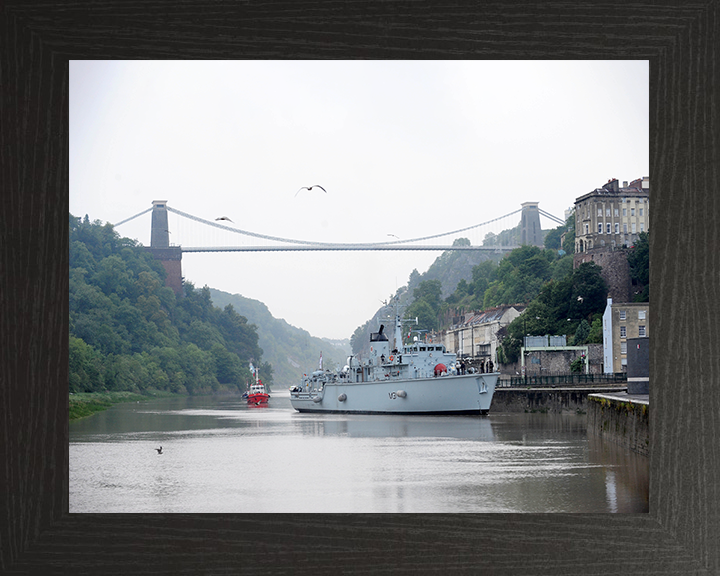 HMS Cattistock (M31) Photo Print - Bristol 2011 - Royal Navy Hunt Class MineHunter Posters, Prints, & Visual Artwork Hampshire Prints 10 x 8 Black Frame No