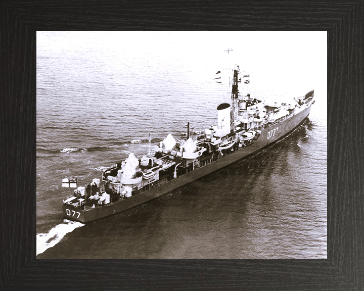 HMS Trafalgar (D77) Photo Print - At Sea - Royal Navy Battle Class Destroyer Posters, Prints, & Visual Artwork Hampshire Prints 10 x 8 Black Frame No