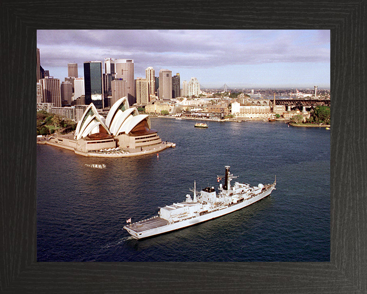 HMS Sutherland (F81) Photo Print - Sydney Harbour 2000 - Royal Navy Type 23 Frigate