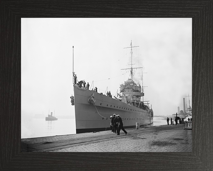 HMS York (90) Royal Navy York Class heavy cruiser Photo Print or Framed Print - Hampshire Prints