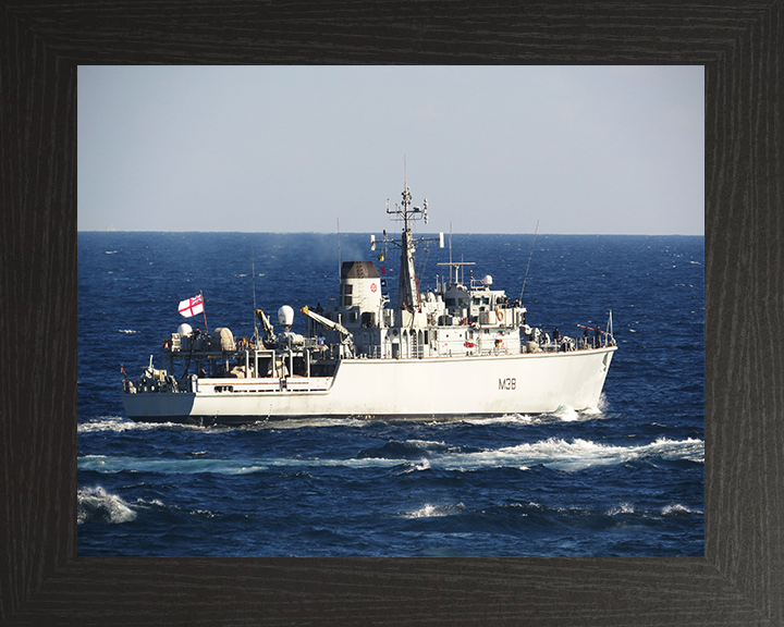 HMS Atherstone (M38) Royal Navy Hunt Class Mine Vessel Warfare Vessel At Sea Photo Print Wall Art Decor Posters, Prints, & Visual Artwork Hampshire Prints 10 x 8 Black Frame No