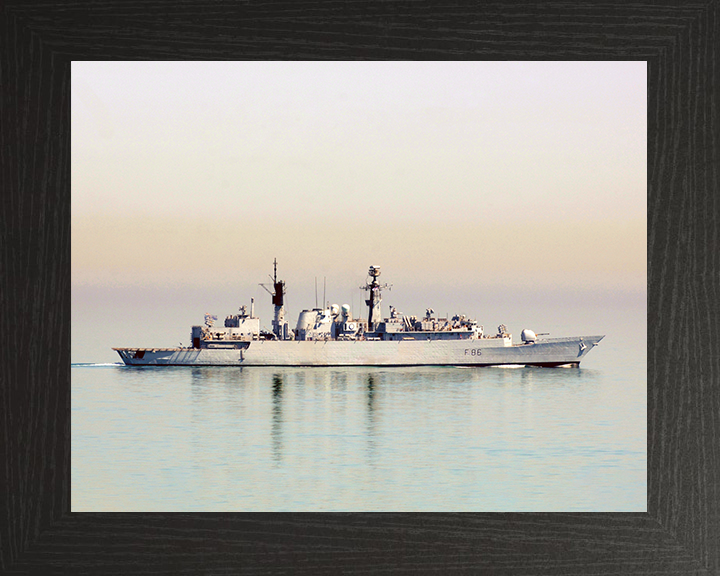 HMS Campbeltown (F86) Photo Print - Persian Gulf 2008 - Royal Navy Type 22 Frigate Posters, Prints, & Visual Artwork Hampshire Prints 10 x 8 Black Frame No