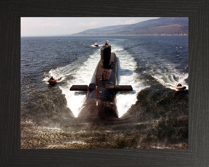 HMS Repulse S23 Royal Navy Resolution class Submarine Photo Print or Framed Print - Hampshire Prints