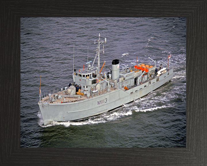 HMS Brereton (M1113) Royal Navy Ton Class Minesweeper High Port Bow View Photo Print Wall Art Decor Posters, Prints, & Visual Artwork Hampshire Prints 10 x 8 Black Frame No