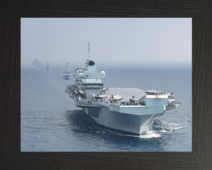 HMS Queen Elizabeth R08 | Photo Print | Framed Print | Queen Elizabeth Class | Aircraft Carrier | Royal Navy Hampshire Prints