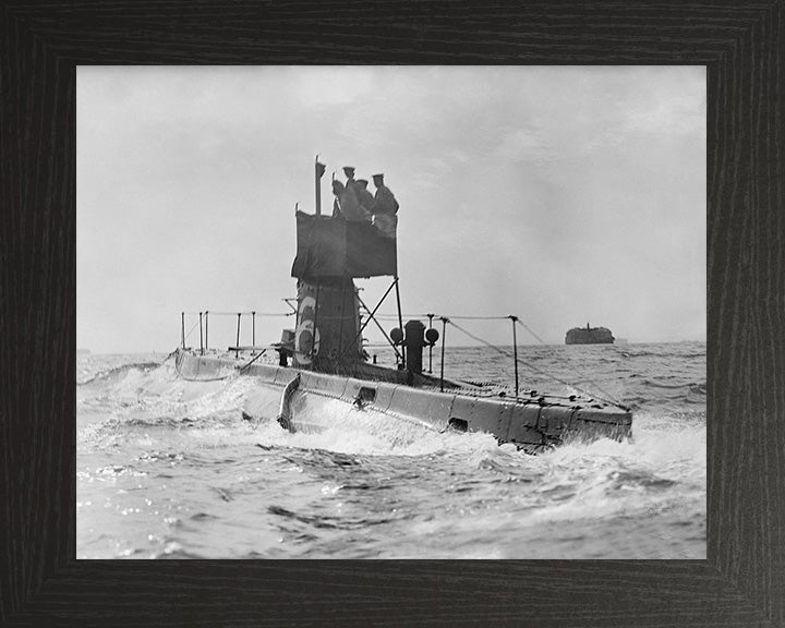 HMS B6 Royal Navy B class submarine Photo Print or Framed Print - Hampshire Prints