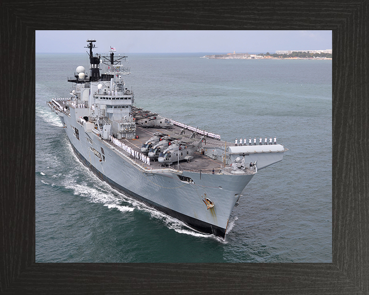 HMS Illustrious R06 | Photo Print | Framed Print | Invincible Class | Aircraft Carrier | Royal Navy Hampshire Prints