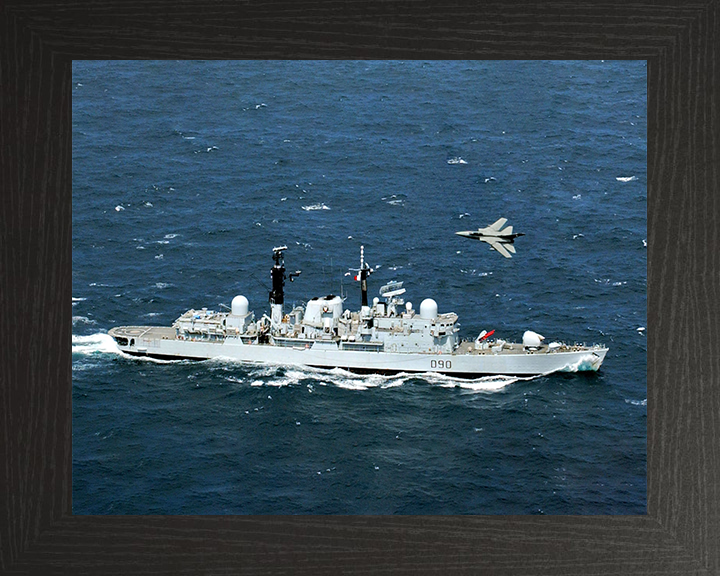 HMS Southampton (D90) Photo Print - Starboard View - Royal Navy Type 42 Destroyer Posters, Prints, & Visual Artwork Hampshire Prints 10 x 8 Black Frame No