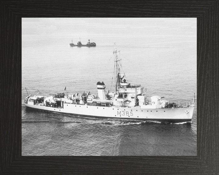 HMS Wave J385 (M385) | Photo Print | Framed Print | Algerine Class | Minesweeper | Royal Navy Hampshire Prints