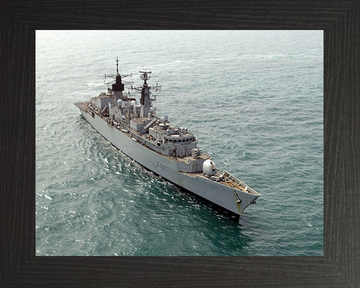 HMS Chatham (F87) Royal Navy Type 22 Frigate Turning to Port Photo Print Wall Art Decor Posters, Prints, & Visual Artwork Hampshire Prints 10 x 8 Black Frame No