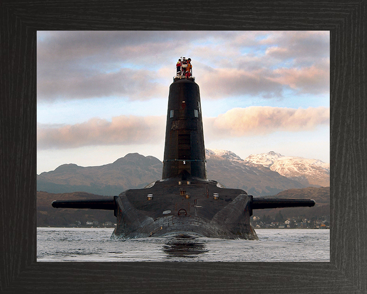 HMS Victorious (S29) Photo Print - Faslane 2005 - Royal Navy Vanguard Class Submarine Hampshire Prints 10 x 8 Black Frame No