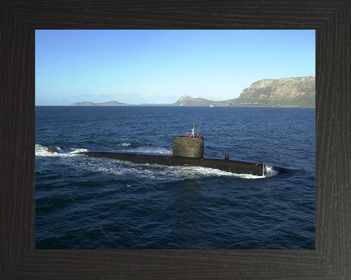 HMS Splendid (S106) Photo Print - South Africa 2002 - Royal Navy Swiftsure Class Submarine Hampshire Prints 10 x 8 Black Frame No