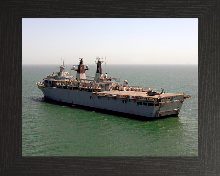 HMS Bulwark (L15) Royal Navy Albion Class Amphibious Ship Persian Gulf 2006 Photo Print Wall Art Decor Posters, Prints, & Visual Artwork Hampshire Prints 10 x 8 Black Frame No