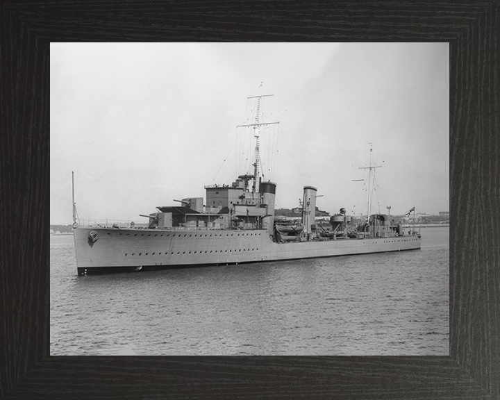 HMS Kempenfelt (R03) Photo Print - At Sea 1943 - Royal Navy W Class Destroyer Hampshire Prints 10 x 8 Black Frame No