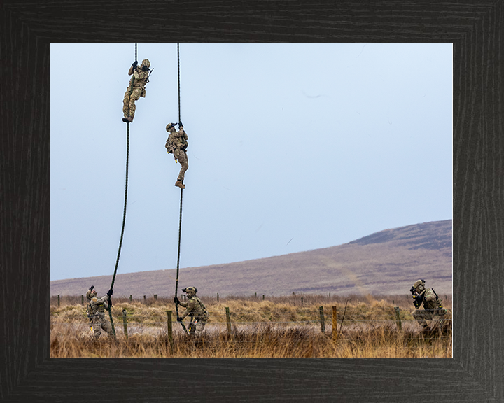 Royal Marines Commandos Fast Rope from a Chinook 2026 Photo Print 42 Commando Wall Art Military Decor Posters, Prints, & Visual Artwork Hampshire Prints 10 x 8 Black Frame No